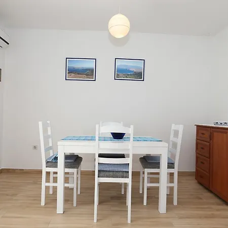 Bozica With Terrace Baška