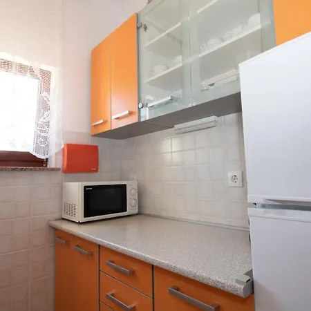 Bozica With Terrace Apartment
