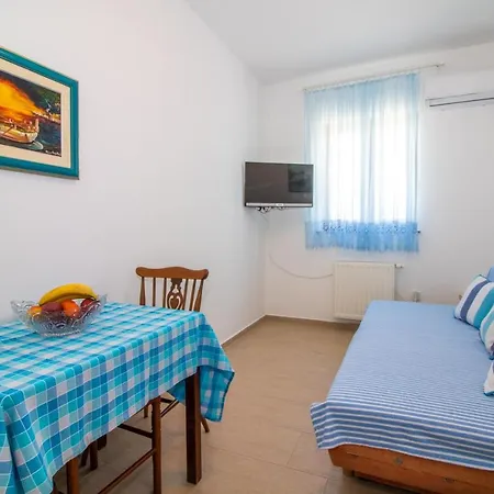 Bozica With Terrace Apartment