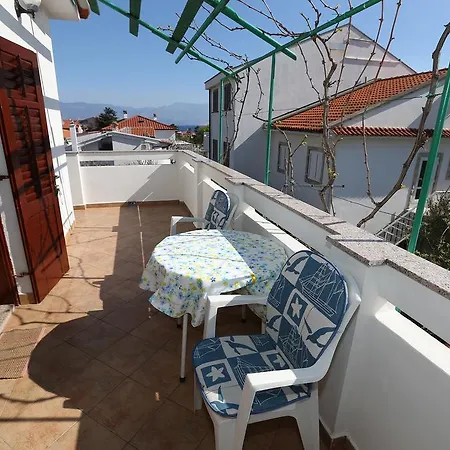 Bozica With Terrace Apartment Baska (Krk)