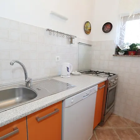 Bozica With Terrace Apartment Baska (Krk)